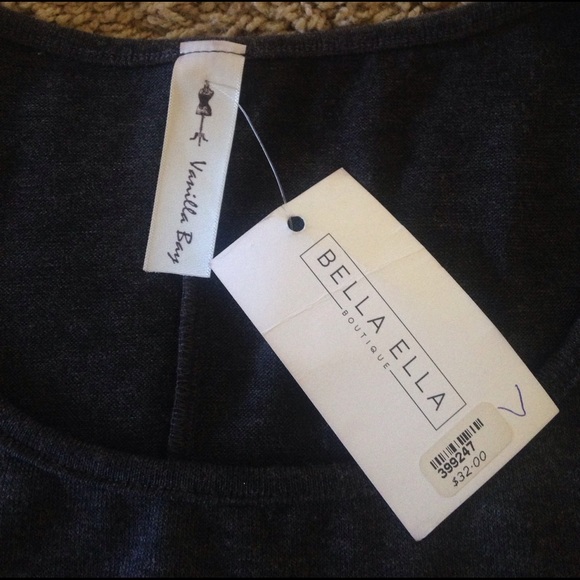 New Vanilla Bay Tee Glitter Sleeve - Picture 5 of 6